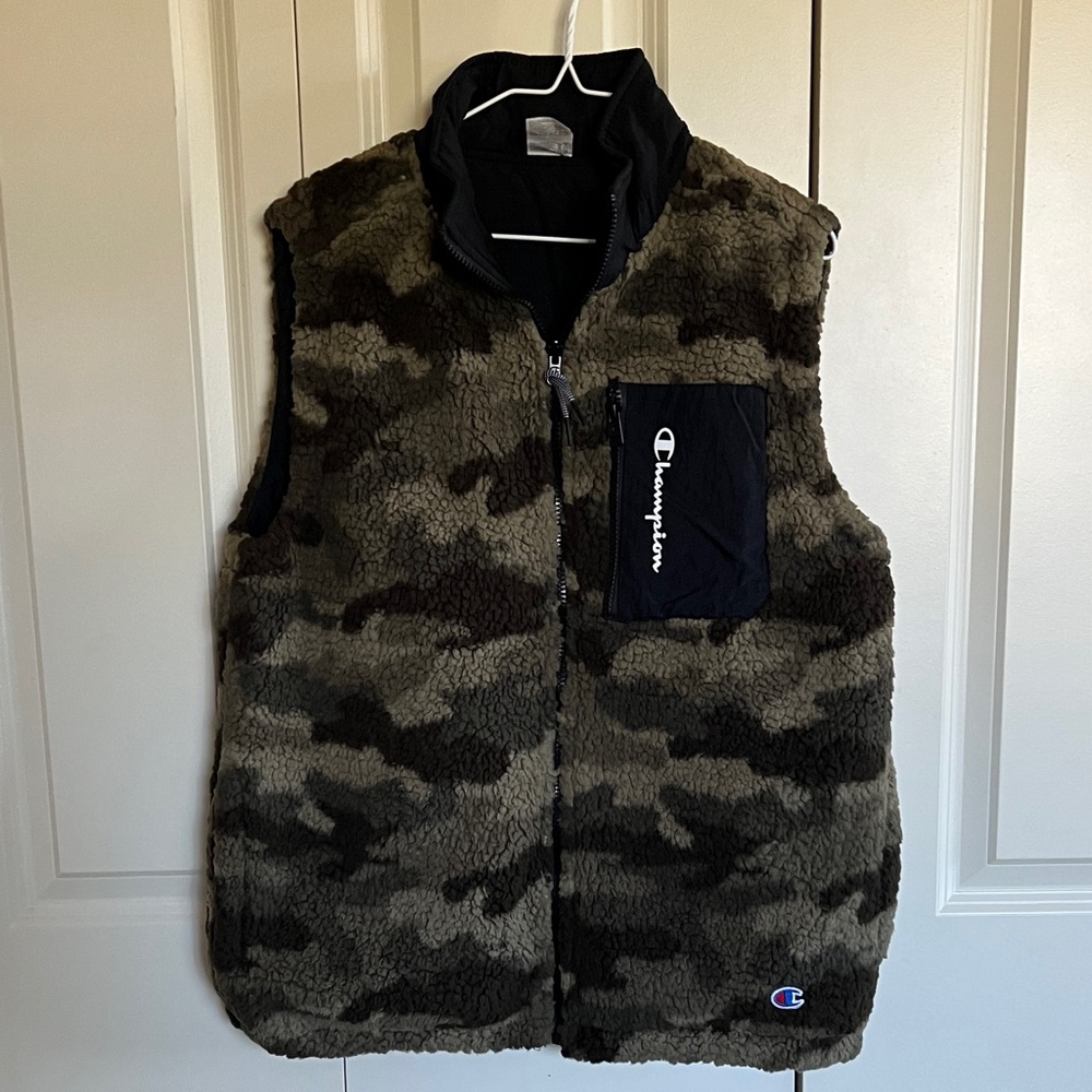Champion Camouflage Fleece Vest